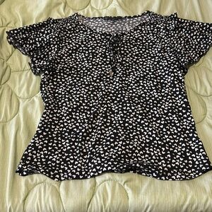 Adrienne Vittadini Black Heart Print Blouse Tie